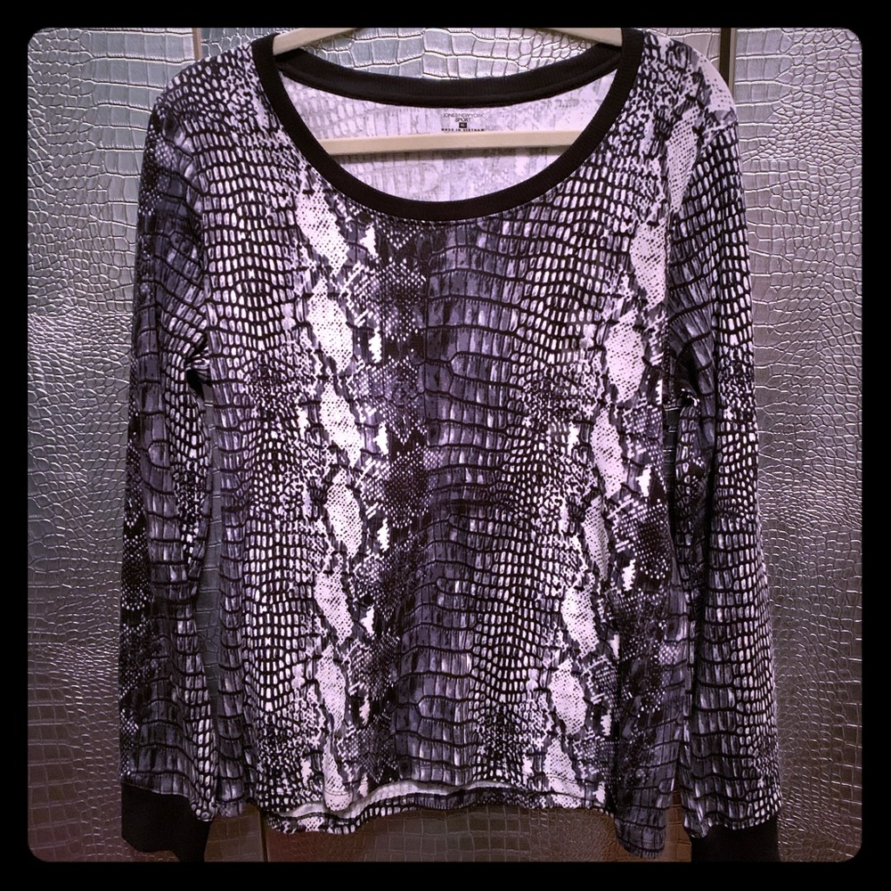 Jones New York Sport Black White Grey Snakeskin L